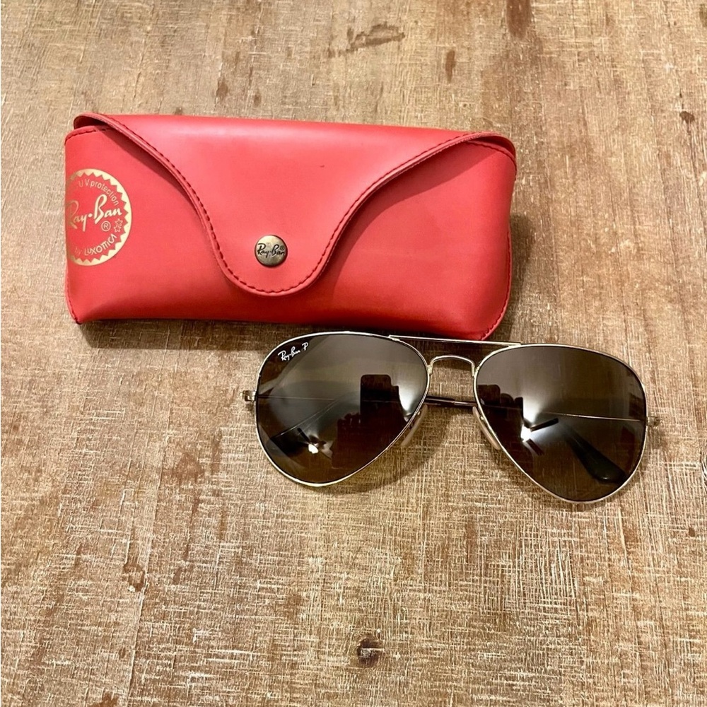 Ray-Ban Gold Aviators